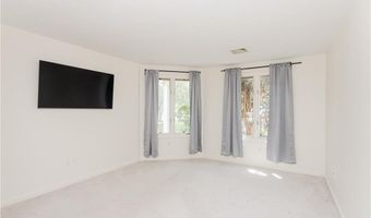 112 Harrison Ave, Newport, RI 02840