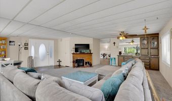 21986 LAUREL Ave, Aurora, OR 97002