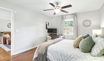 3330 Woodleaf Rd, Charlotte, NC 28205