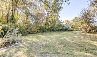 3645 E Doerr Ave, Alton, IL 62002