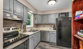 310 Dutile Rd, Belmont, NH 03220