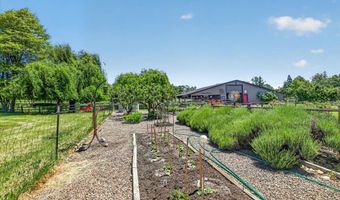 39 E Valley View Rd, Ashland, OR 97520