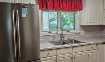 309 5th St SW, Austin, MN 55912