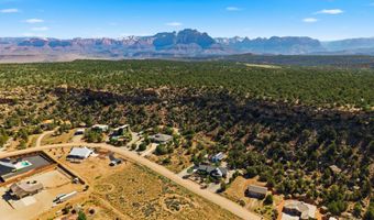 2868 N Foothill Dr, Apple Valley, UT 84737
