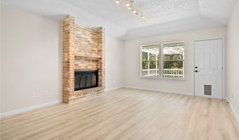 101 Saunders Ln, Aransas Pass, TX 78336