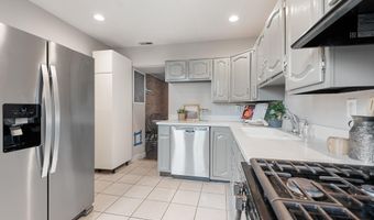 130 E RANDALL St, Baltimore, MD 21230