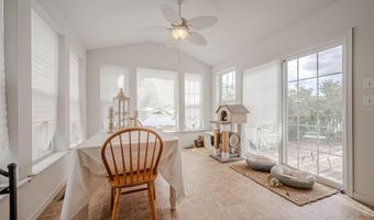 92 RIVER CLIFF Cir, Felton, DE 19943