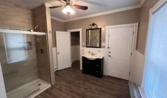 443 N 7th St 2, Allentown, PA 18102