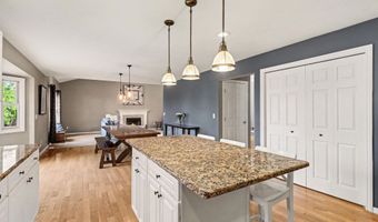 1044 Bicentennial Pkwy, Ann Arbor, MI 48108