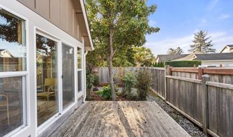 7208 EDGE CLIFF Dr, Brookings, OR 97415