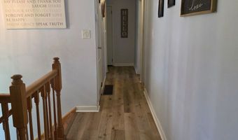19 Park Lane Dr, Athens, OH 45701