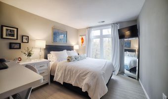 1138 LAKE HERON Dr 2A, Annapolis, MD 21403