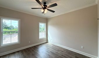 2702 Thomas St, Adel, GA 31620