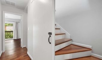 654 CLEBURNE Ter, Atlanta, GA 30306