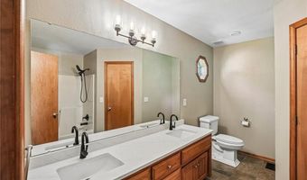 204 E 8th St, Adrian, MO 64720