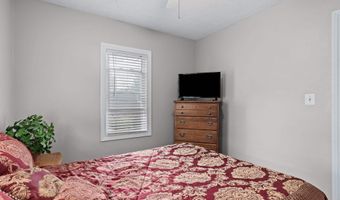 1124 W HAWES Ave, Appleton, WI 54914