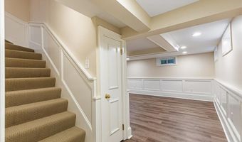 340 Newman Ave, East Providence, RI 02916