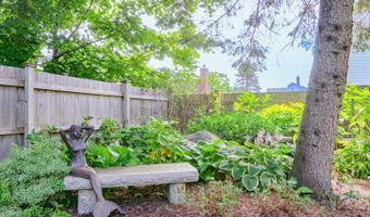 124 Union St, Belfast, ME 04915