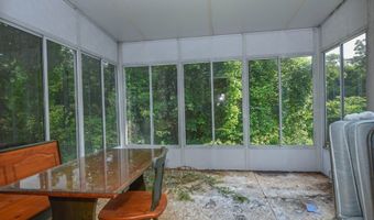 179 County Rd, Ashby, MA 01431