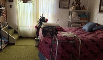 128 E Main St, Agency, IA 52530