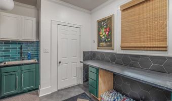 427 Kings Hwy, Shreveport, LA 71104