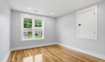 11 Bromfield Rd, Acton, MA 01720