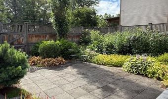 58 Oak St, Brattleboro, VT 05301