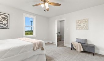 5306 Hillcrest Dr, Allenton, WI 53002
