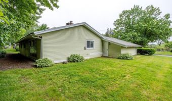 61 Barry Rd, Worcester, MA 01609