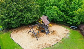 1485 Faircrest Ln, Alpharetta, GA 30004