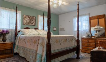 211 Warren St, Albany, WI 53502