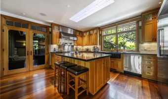 99 Granite St, Ashland, OR 97520