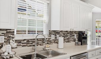 214 Cool Water Ct, Boiling Springs, SC 29316