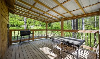 22 Still Hand Ln, Beattyville, KY 41311