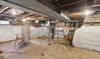 131 Moyer Ave, Alma, MI 48801