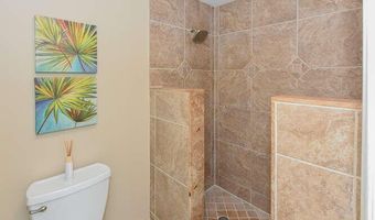 11 Atrium Cir D, Atlantis, FL 33462