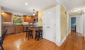301 Wiese Rd, Cheshire, CT 06410