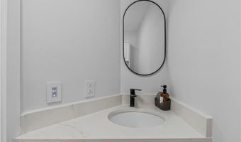 41 Dale Ave D, Johnston, RI 02919