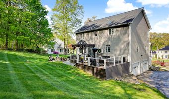 11 Haley Ridge Rd, Beacon Falls, CT 06403