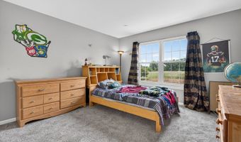 1124 Ashlyn Ln, Antioch, IL 60002