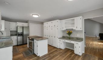 16 Old Manchester Rd, Amherst, NH 03031