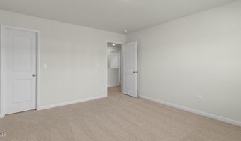 977 Misty Creek Dr, Aberdeen, NC 28315