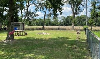 916 Edith Ave, Adrian, MO 64720