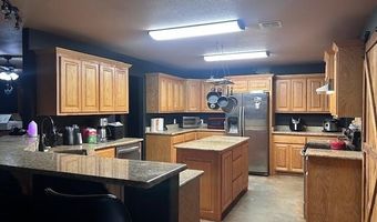 8105 N 428 Rd, Adair, OK 74330