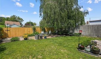 457 Bullocks Point Ave, East Providence, RI 02915