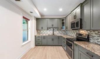 310 Big Creek Way A, Alpharetta, GA 30004