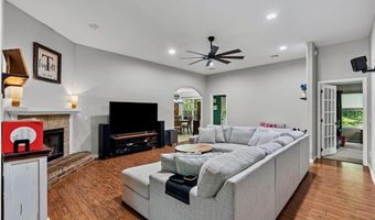 25 Overton Dr, Bella Vista, AR 72714