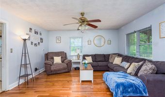 688 Saunders Hollow Rd, Barboursville, WV 25504