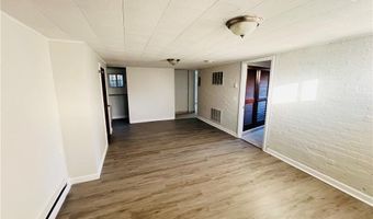 1574 Cranston St, Cranston, RI 02920