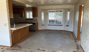 22764 Powhatan Rd, Apple Valley, CA 92308